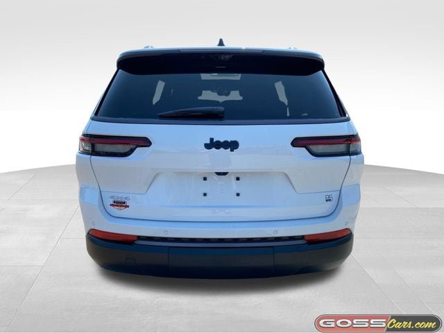 New 2026 Jeep Grand Cherokee L Limited AWD/4WD image 4