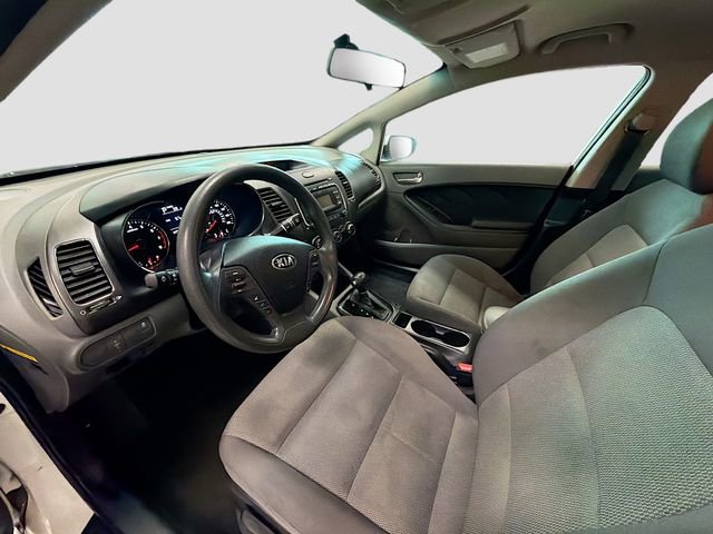Used 2017 Kia Forte LX image 20