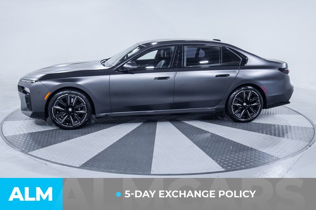 Used 2024 BMW i7 eDrive50 w/ M Sport Package RWD image 3