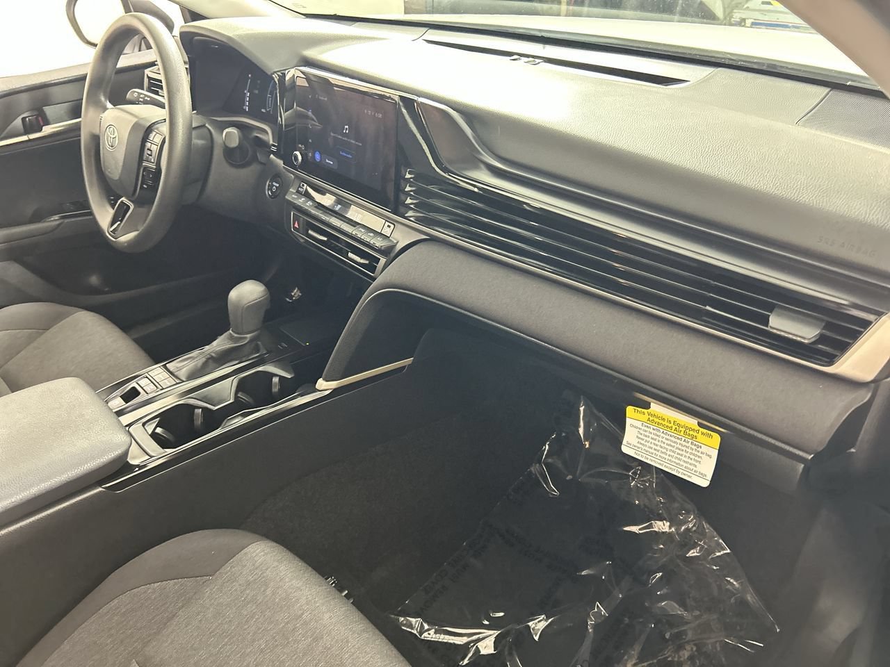 Used 2026 Toyota Camry LE FWD image 27