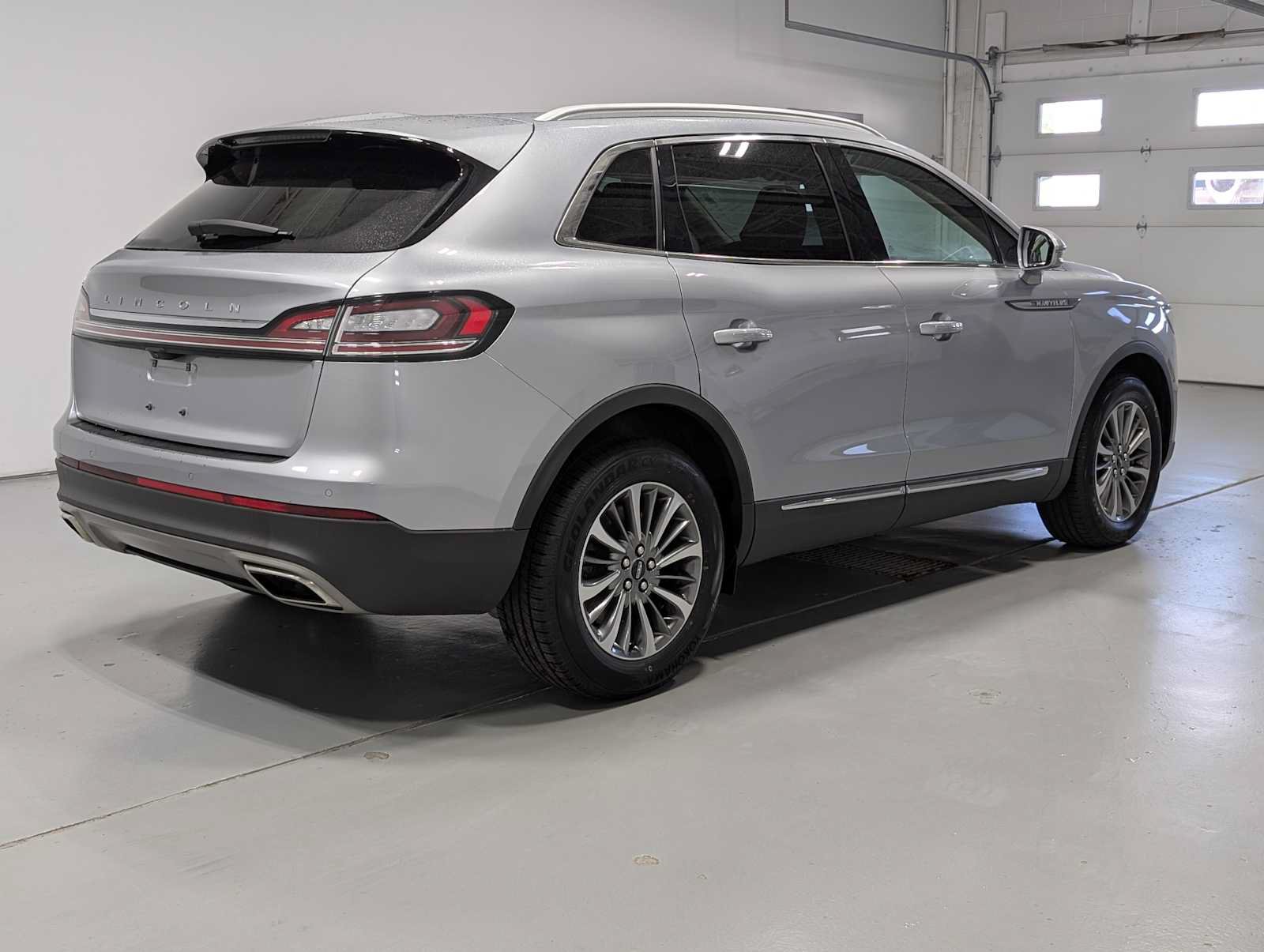 Certified 2023 Lincoln Nautilus AWD w/ Premium Package image 8
