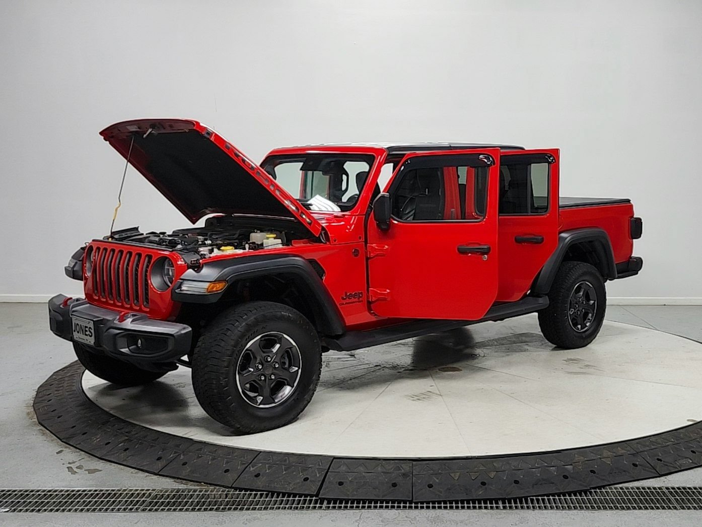 Used 2020 Jeep Gladiator Rubicon AWD/4WD image 11