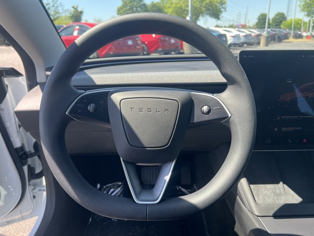 Used 2025 Tesla Model 3 Long Range image 12