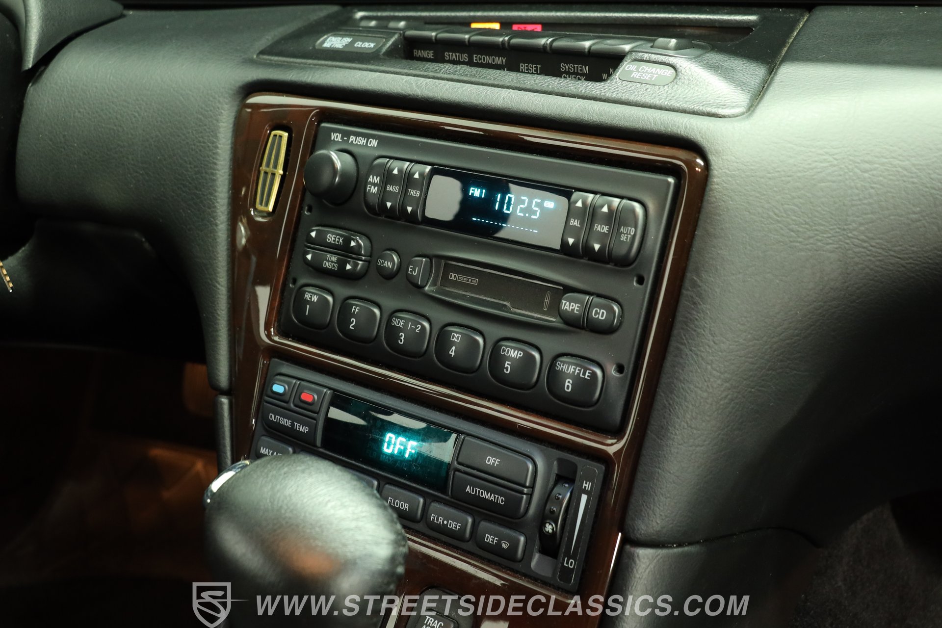 Used 1996 Lincoln Mark VIII RWD image 39