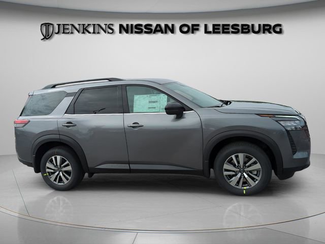 New 2026 Nissan Pathfinder SL FWD image 2