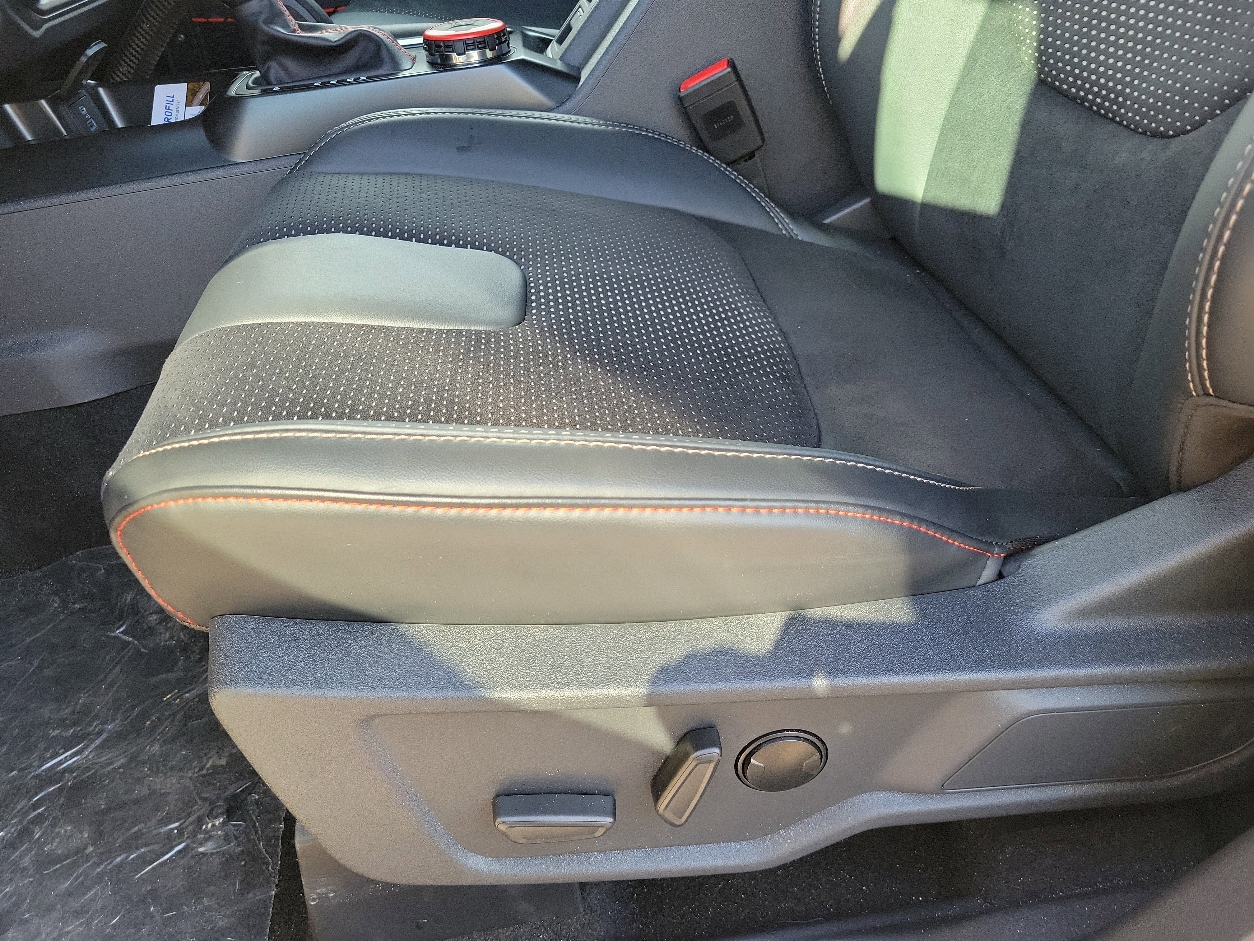 New 2025 Ford Bronco Raptor image 13