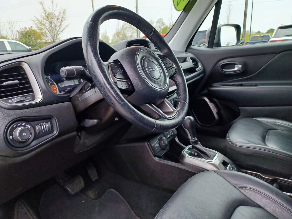 Used 2021 Jeep Renegade Limited AWD/4WD image 13