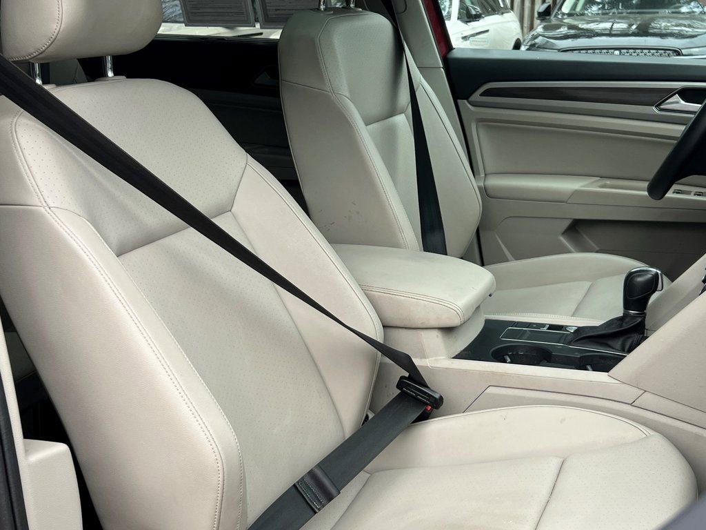 Used 2019 Volkswagen Atlas SE w/ Panoramic Sunroof Package image 13