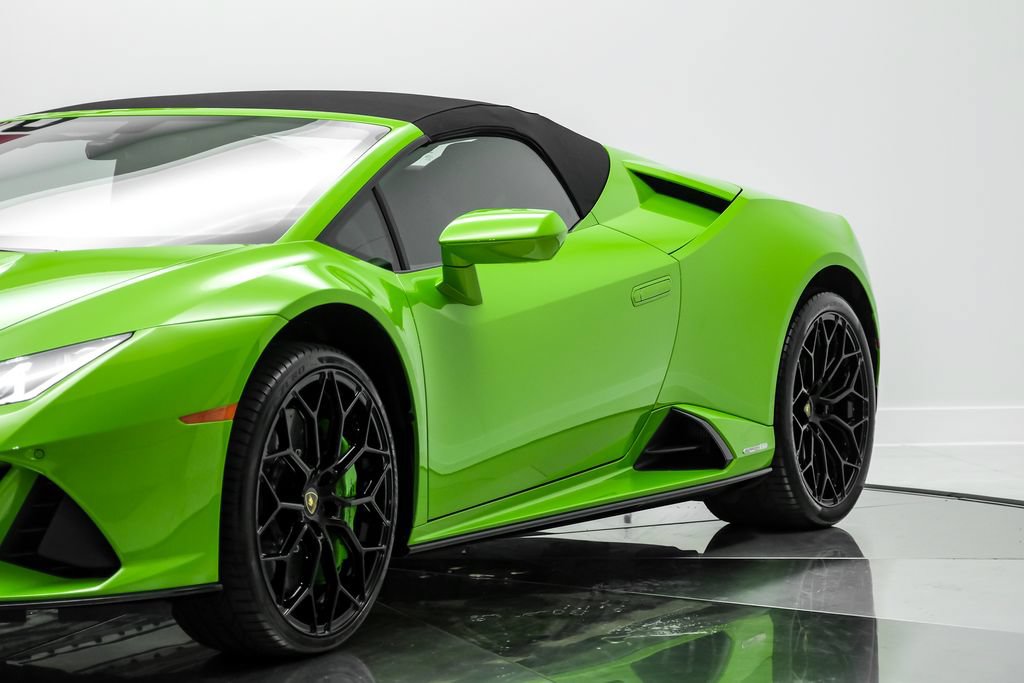 Used 2024 Lamborghini Huracan EVO AWD/4WD image 4