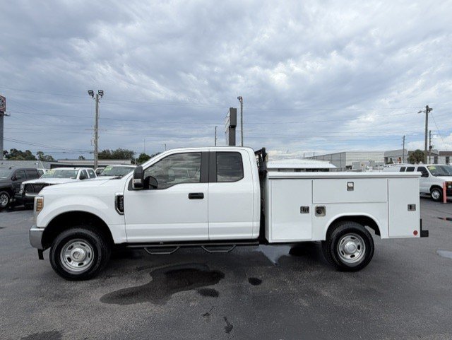 Used 2018 Ford F250 XL w/ Power Equipment Group AWD/4WD image 8