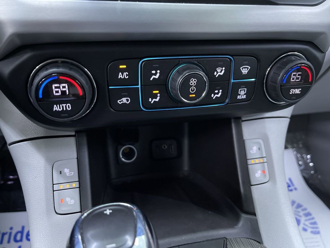 Used 2019 GMC Acadia SLT image 24