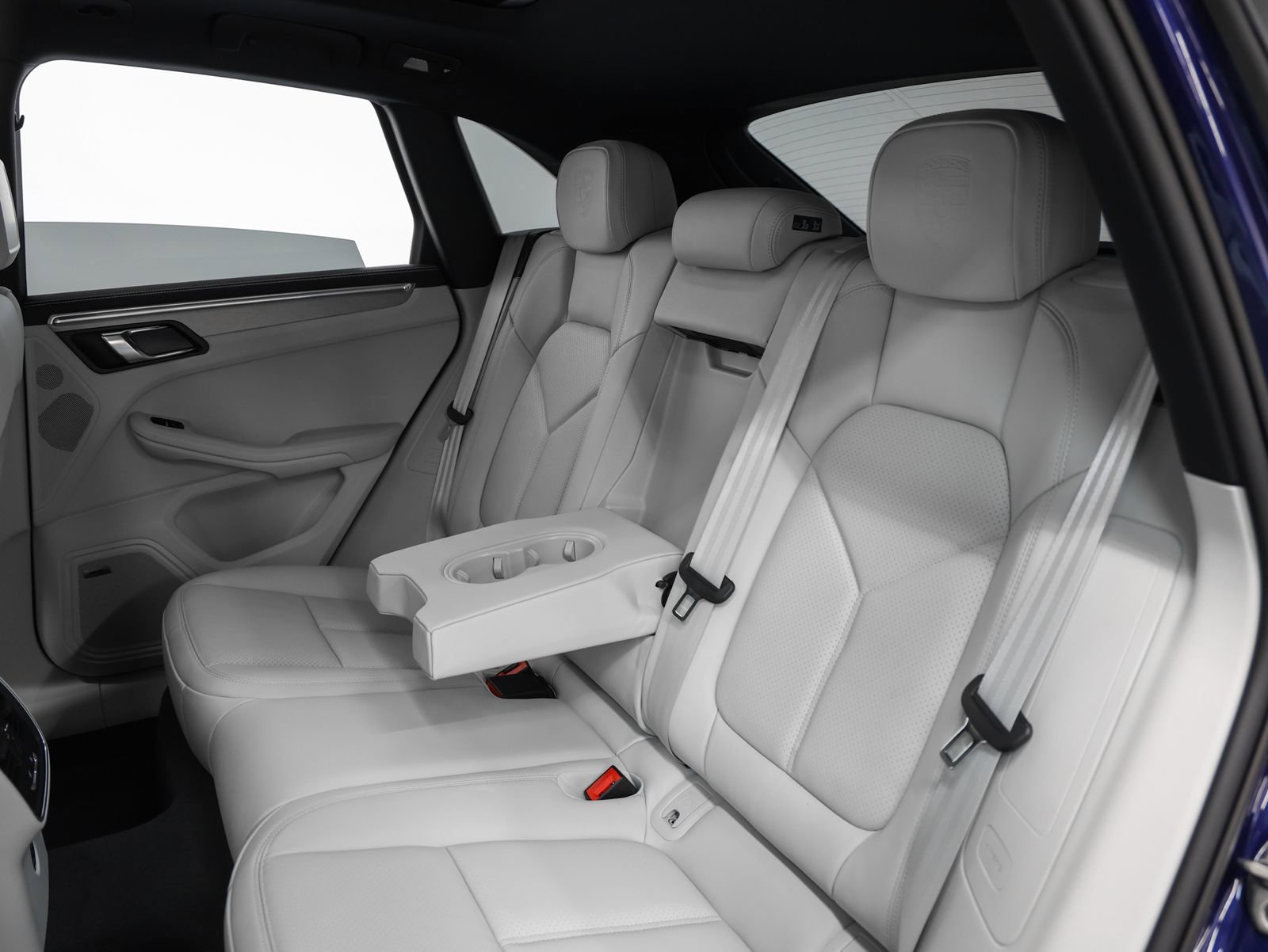 New 2026 Porsche Macan image 45