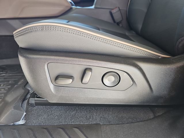 New 2026 GMC Canyon Denali w/ LPO, Denali Black Edition image 21