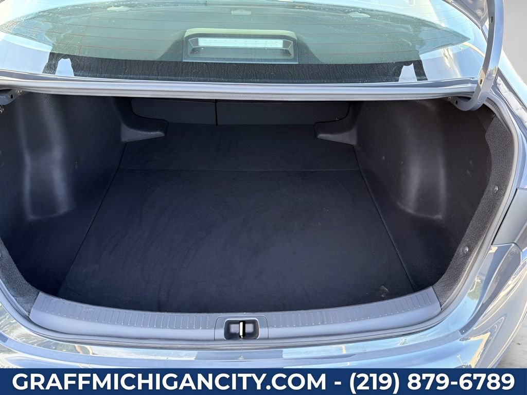 Used 2025 Toyota Corolla LE FWD image 13