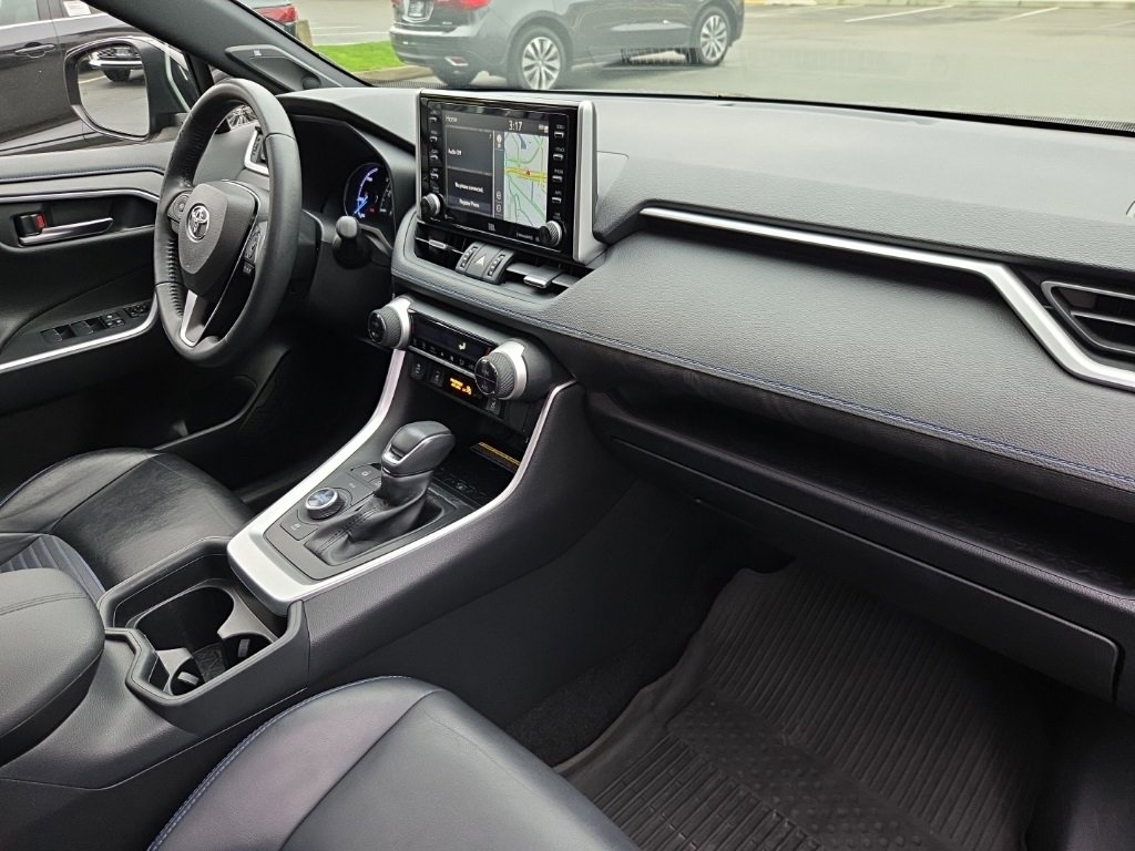 Used 2020 Toyota RAV4 XSE image 20