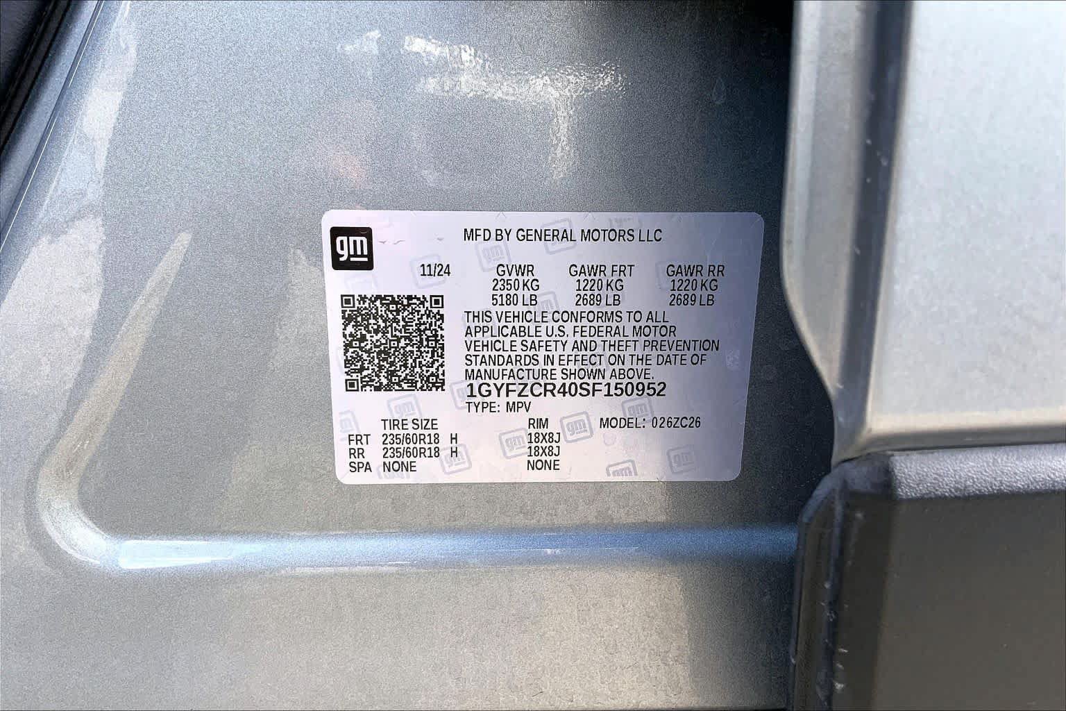 Used 2025 Cadillac XT4 Premium Luxury w/ Technology Package FWD image 36