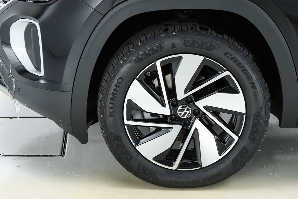 New 2026 Volkswagen Atlas SEL image 5