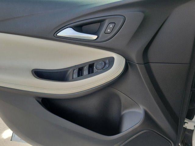 Used 2024 Buick Encore GX Preferred FWD image 16