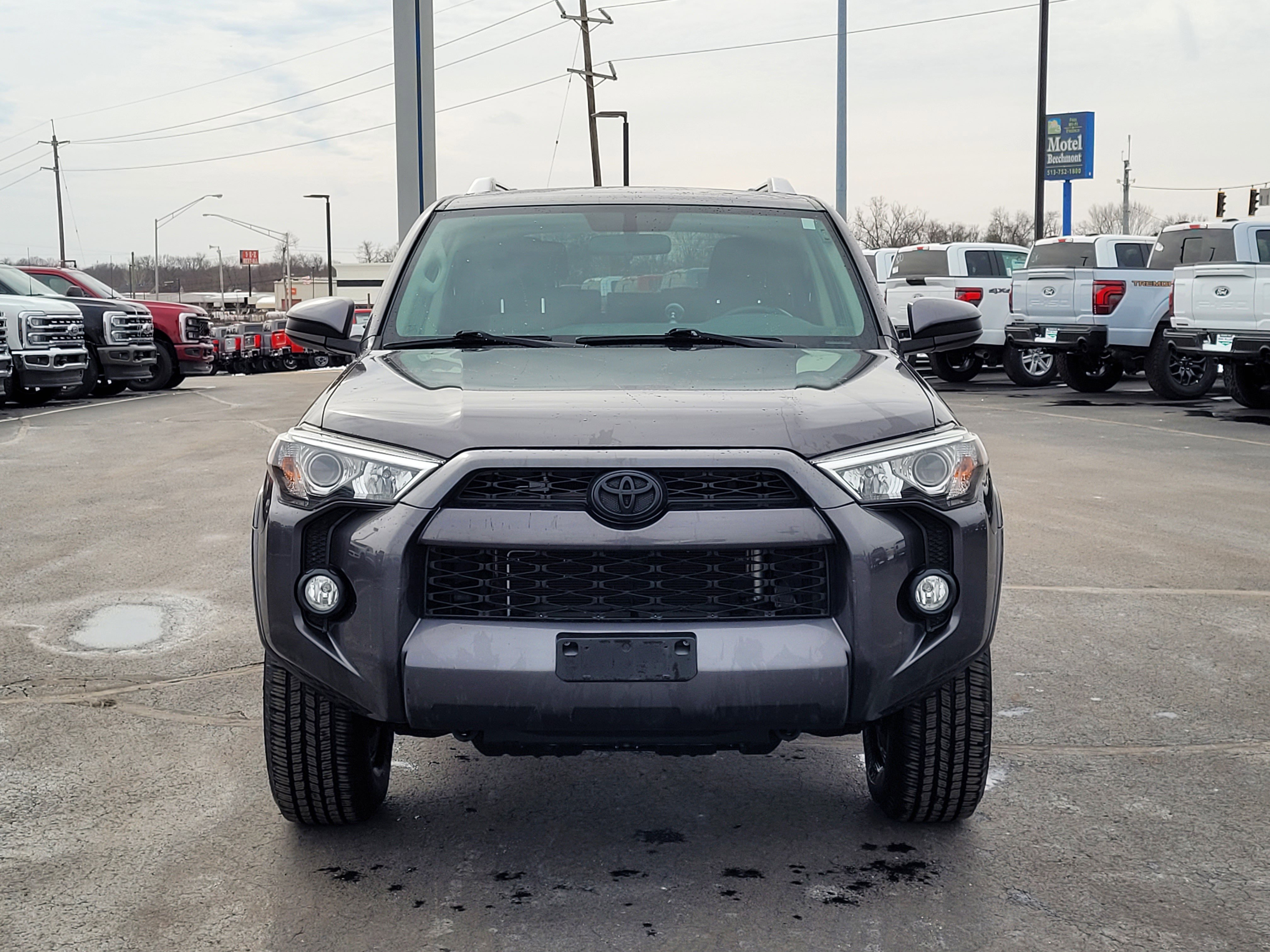Used 2017 Toyota 4Runner SR5 image 9
