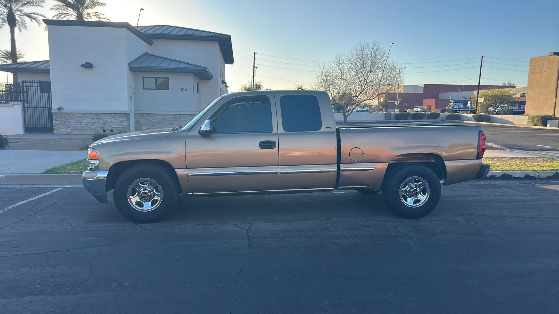 Used 2000 GMC Sierra 1500 2WD Extended Cab image 6