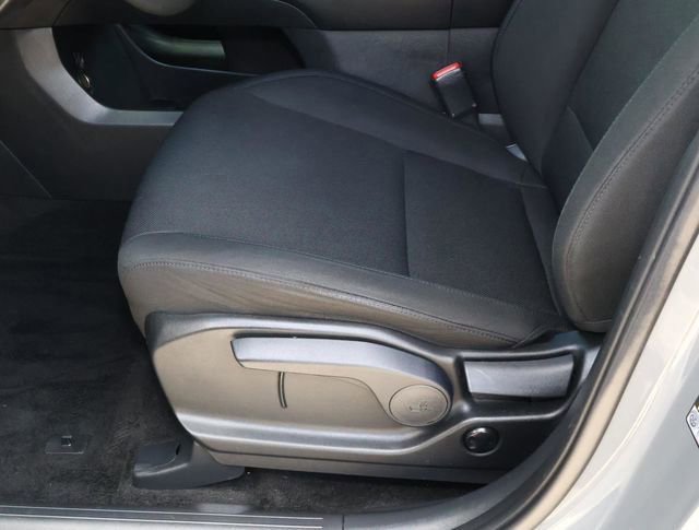 Used 2024 Hyundai Santa Fe SE image 13