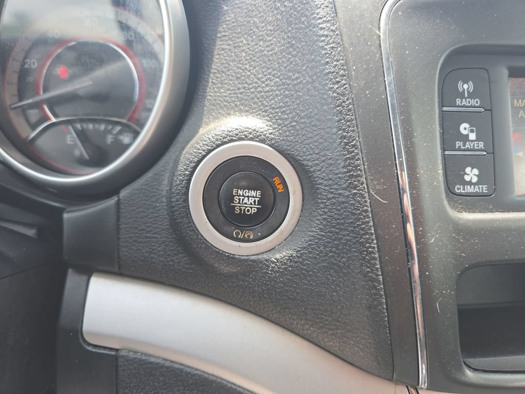 Used 2020 Dodge Journey SE w/ SE Popular Equipment Group FWD image 29