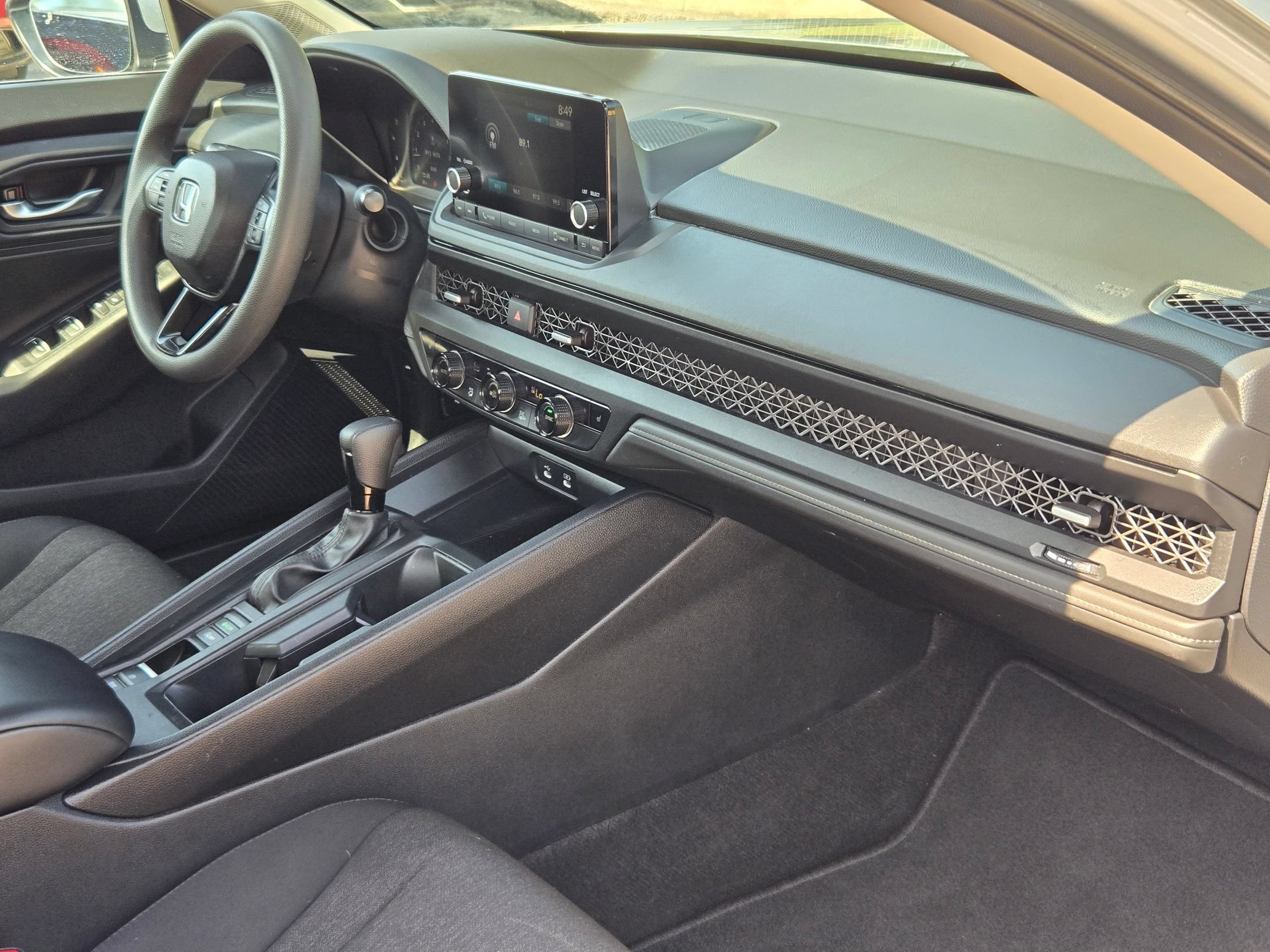 Used 2024 Honda Accord EX image 29