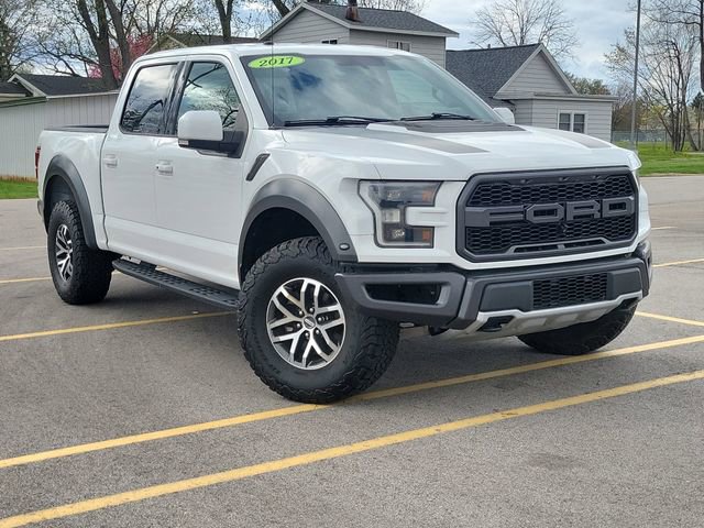 Used 2017 Ford F150 Raptor w/ Equipment Group 802A Luxury AWD/4WD image 38