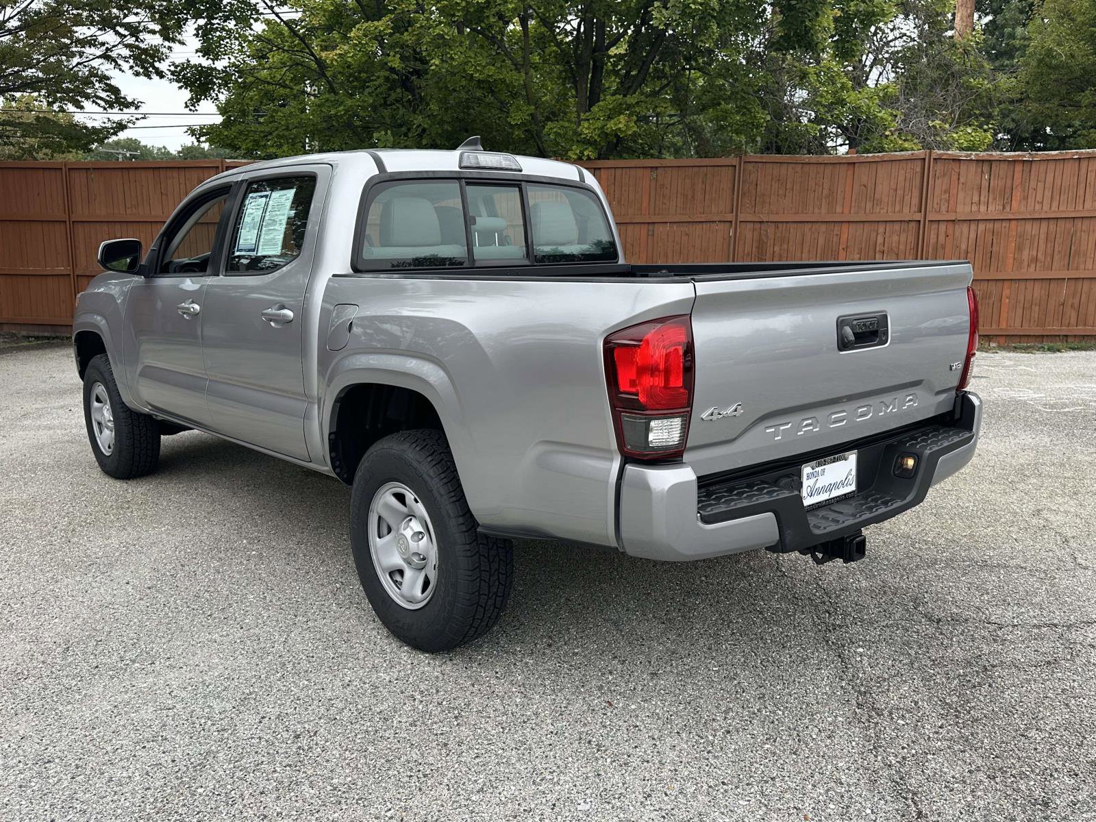 Used 2018 Toyota Tacoma SR image 23