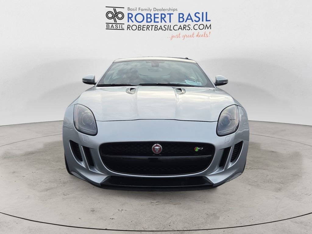Used 2015 Jaguar F-TYPE R image 8