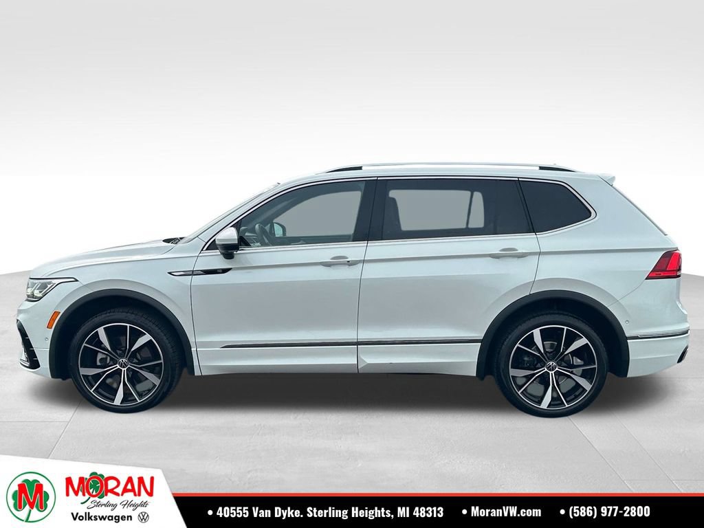 Used 2022 Volkswagen Tiguan SEL R-Line AWD/4WD image 2