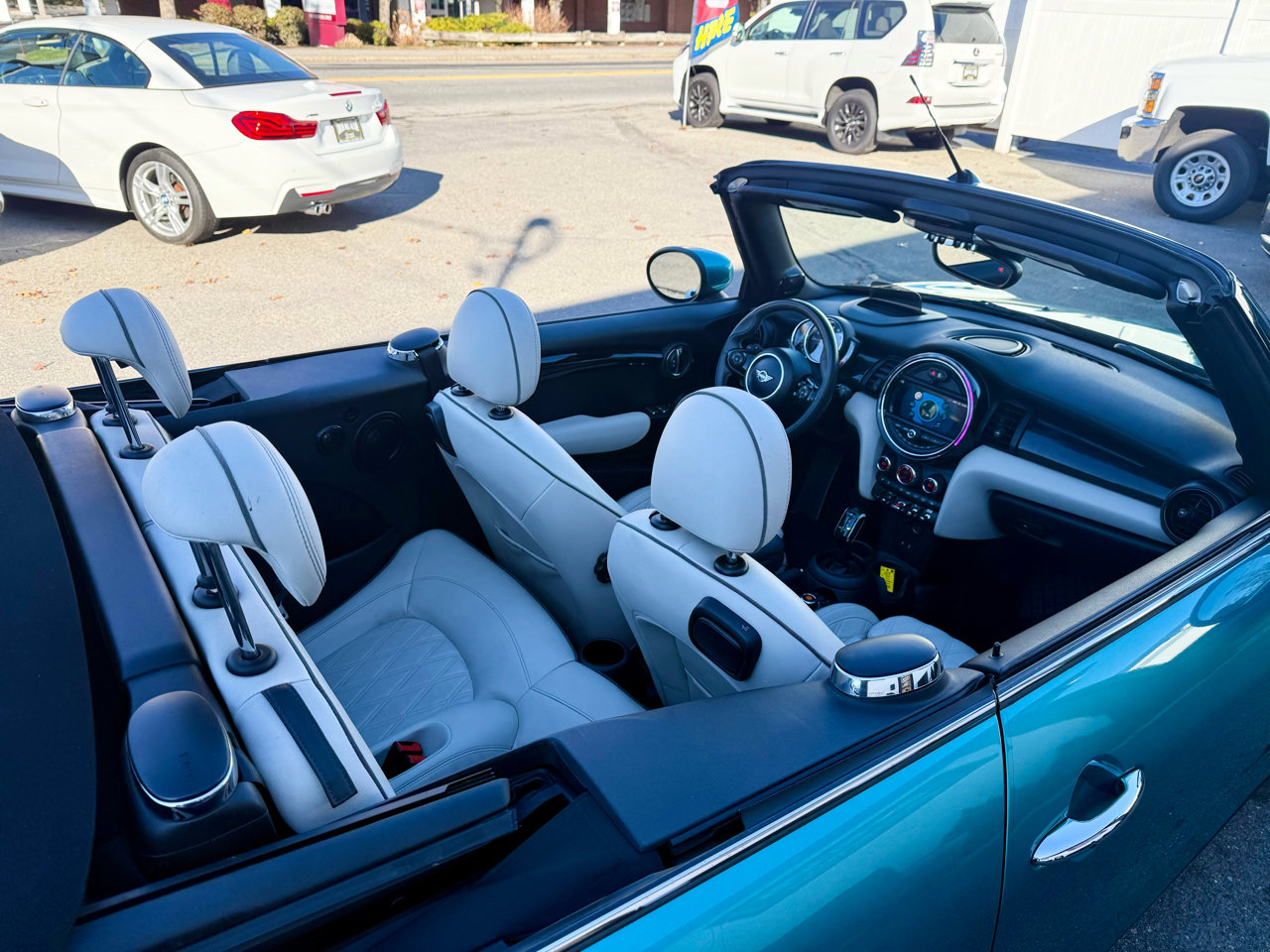 Used 2020 MINI Cooper S image 23