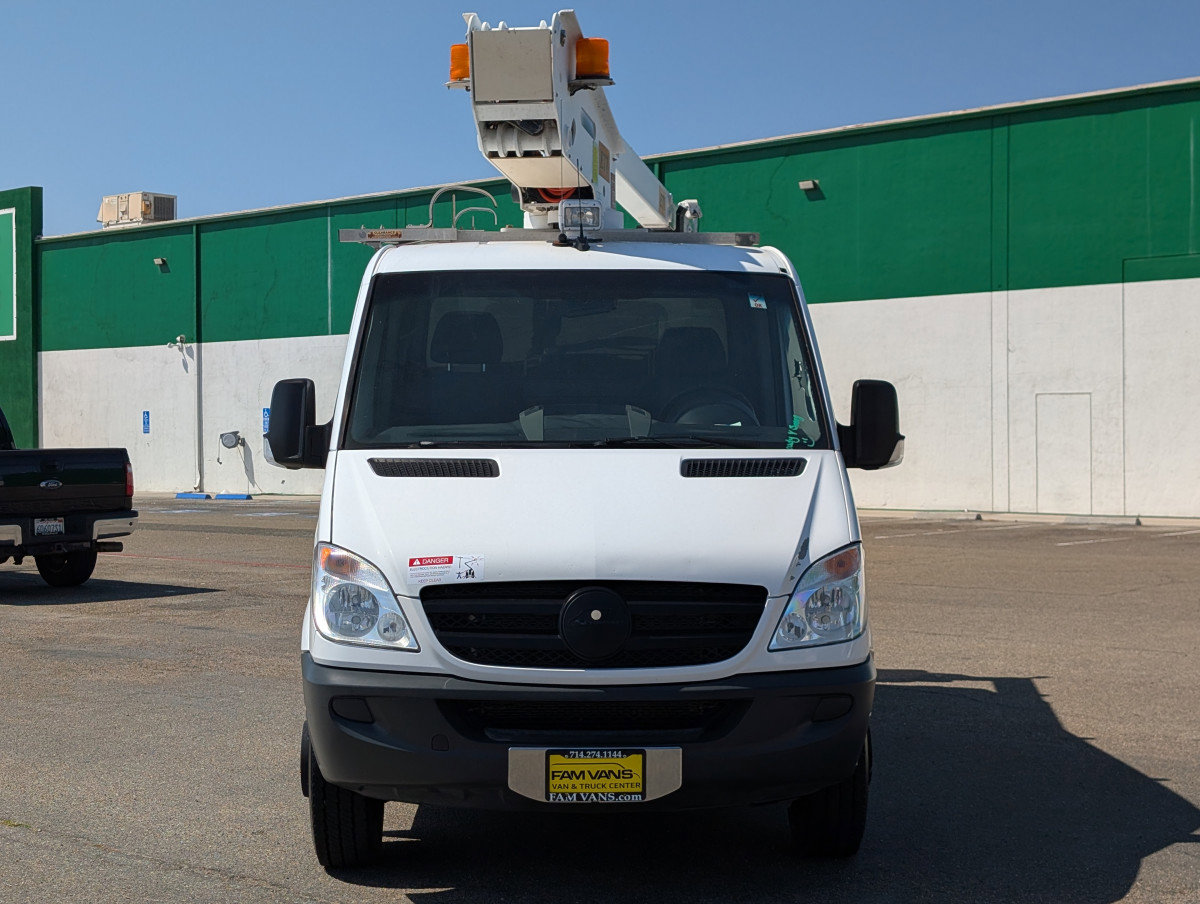 Used 2013 Mercedes-Benz Sprinter 3500 w/ High Idle Fixed Pkg image 3