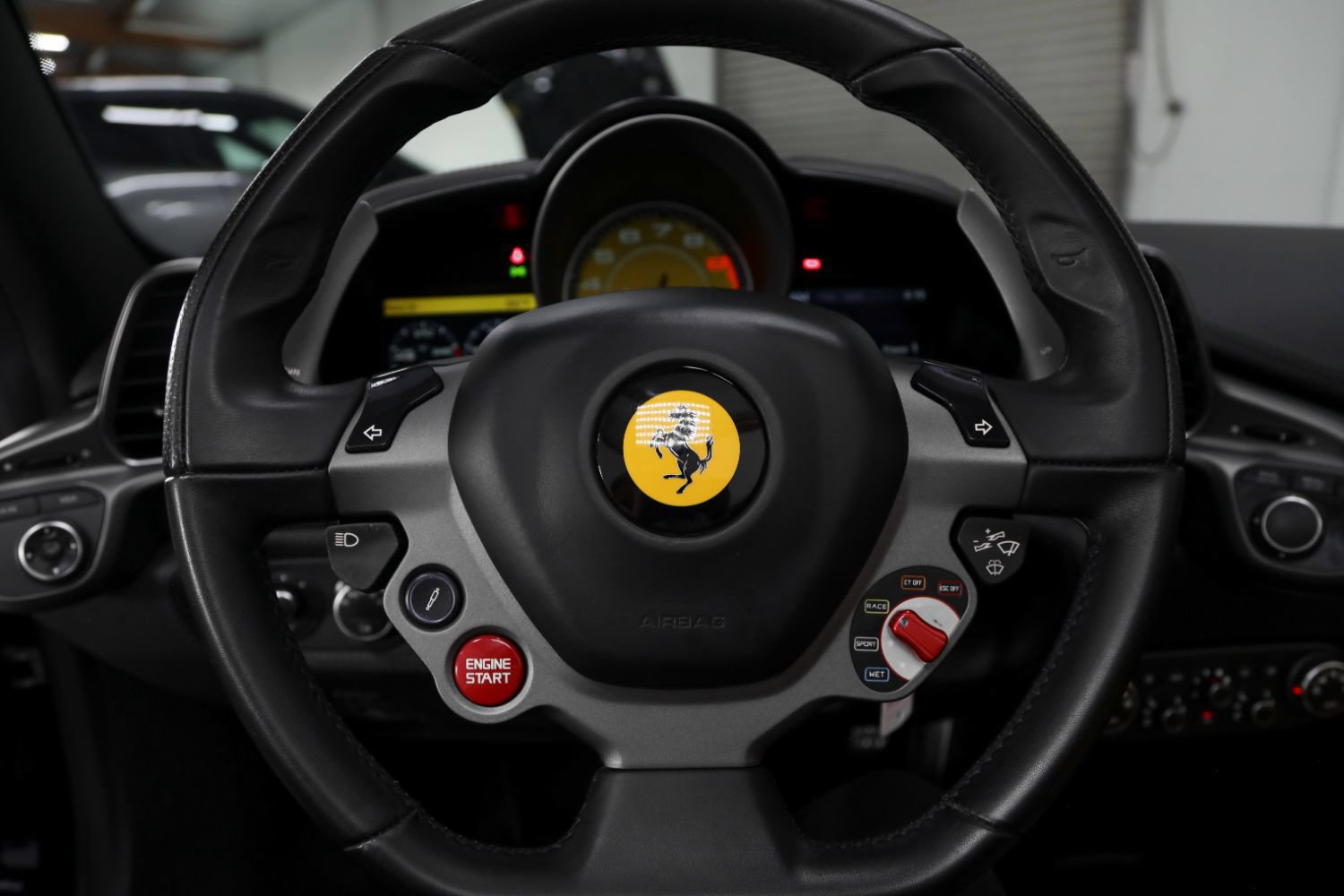 Used 2015 Ferrari 458 Spider RWD image 52