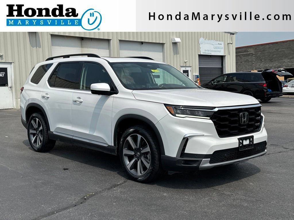 Used 2025 Honda Pilot Elite