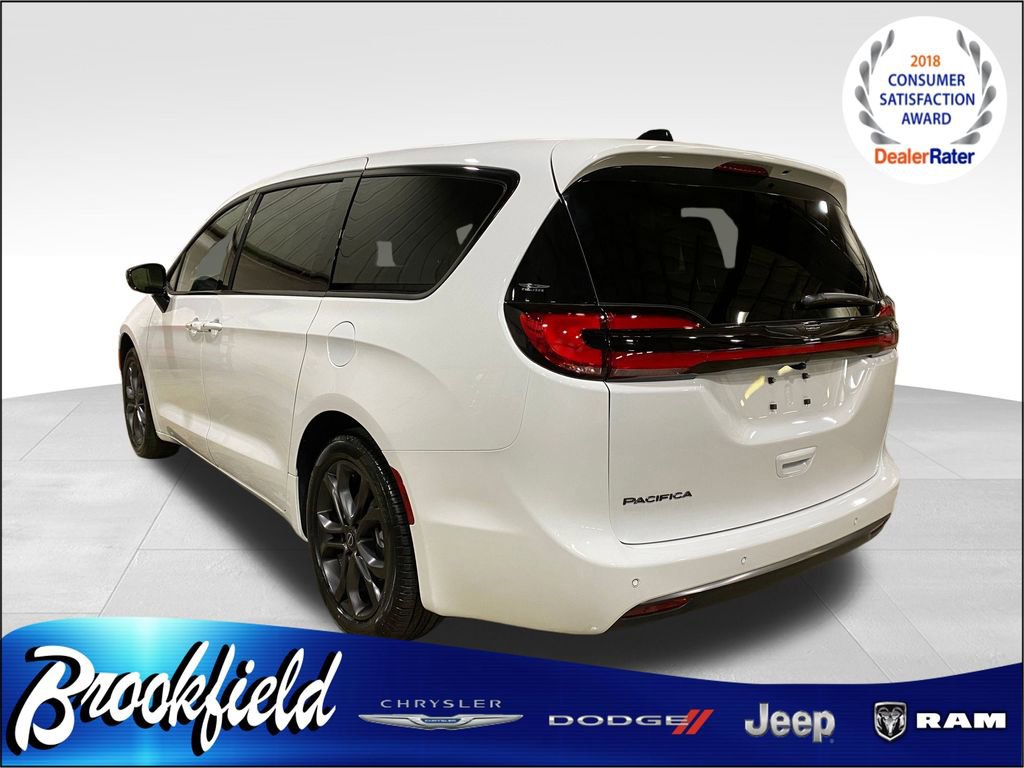 New 2026 Chrysler Pacifica Select image 6