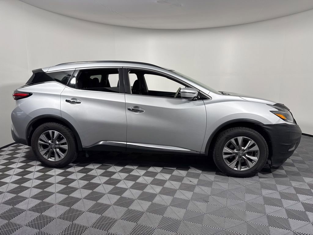 Used 2018 Nissan Murano SV image 8