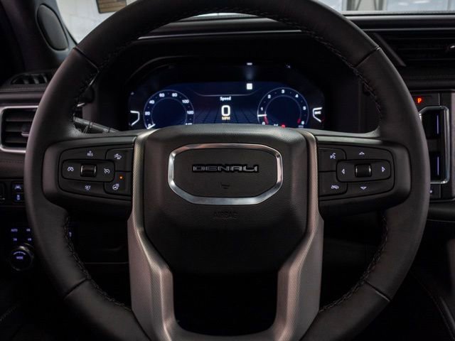 Used 2022 GMC Yukon Denali image 15