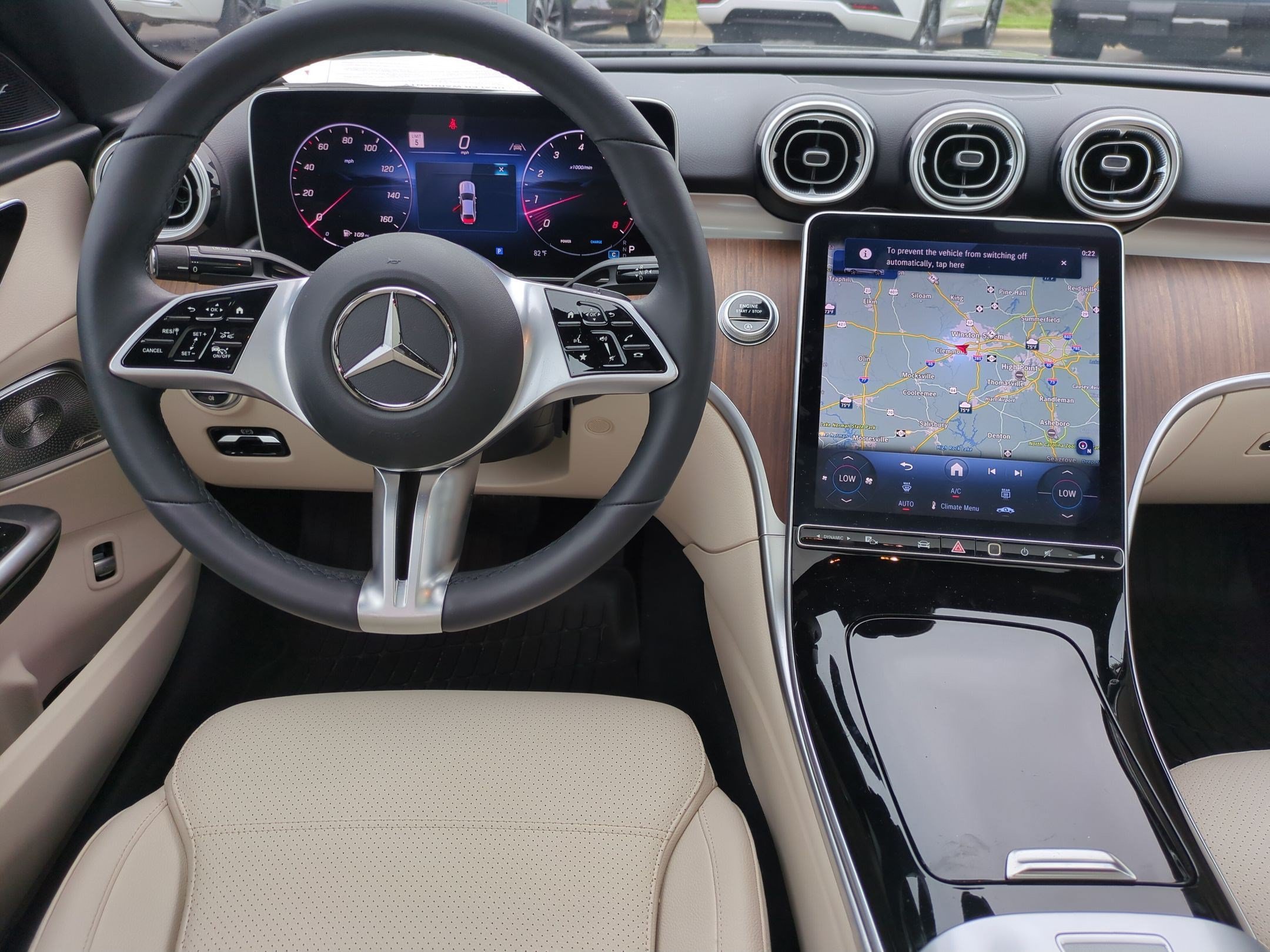 Used 2025 Mercedes-Benz C 300 Sedan image 32