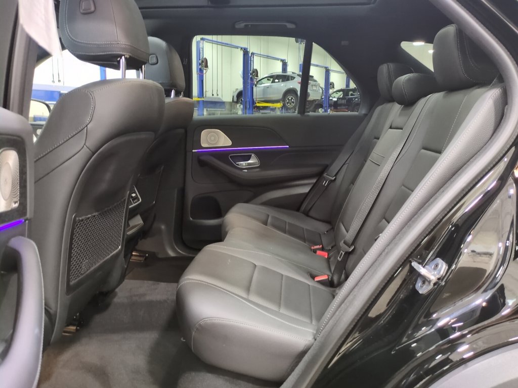 Used 2025 Mercedes-Benz GLE 350 4MATIC image 16