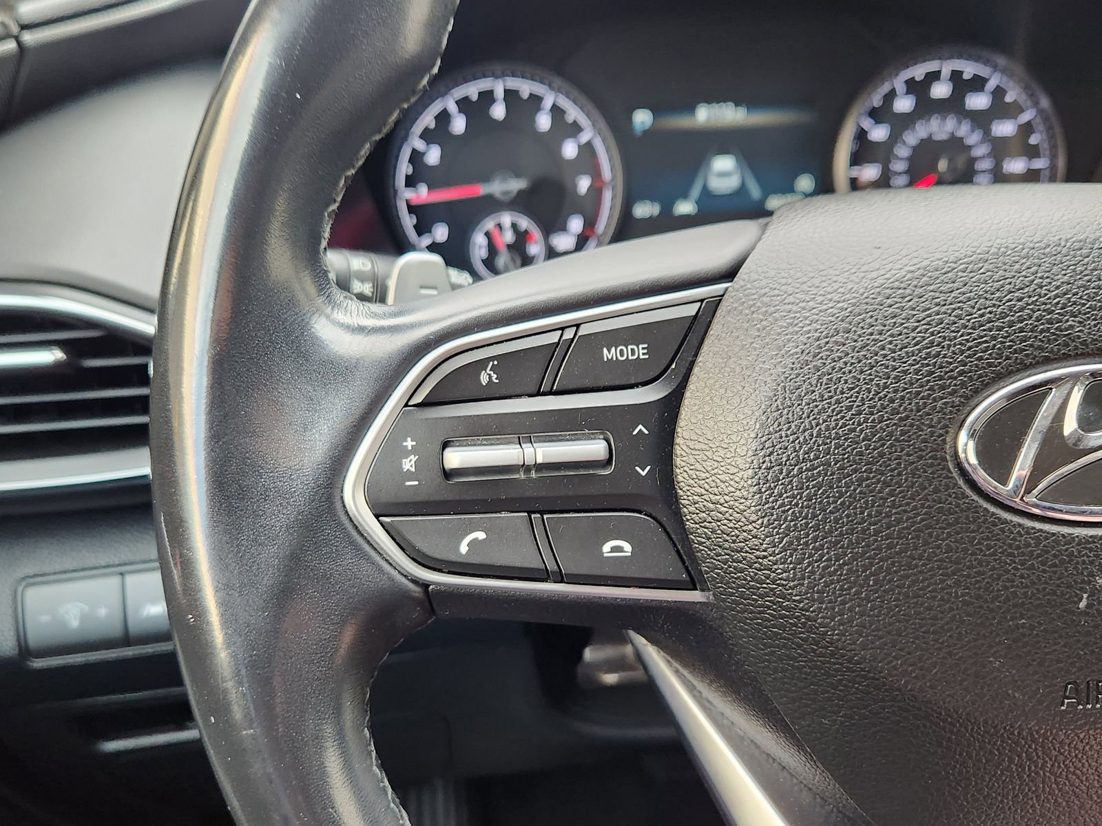 Used 2023 Hyundai Santa Fe SEL image 34