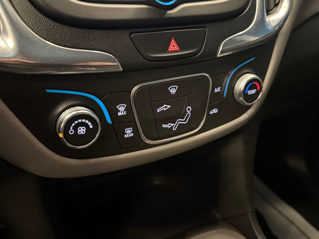 Used 2019 Chevrolet Equinox LS FWD image 15