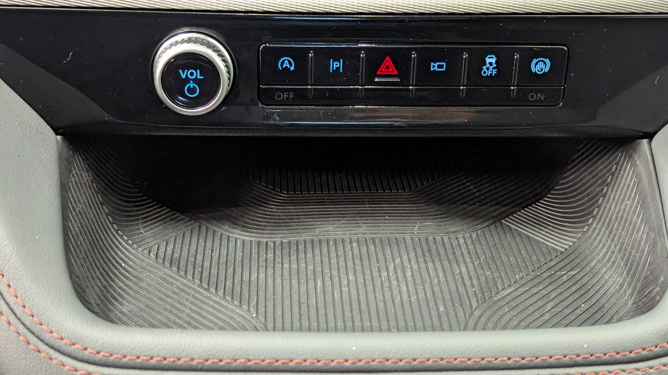 New 2026 Ford Explorer Active image 25