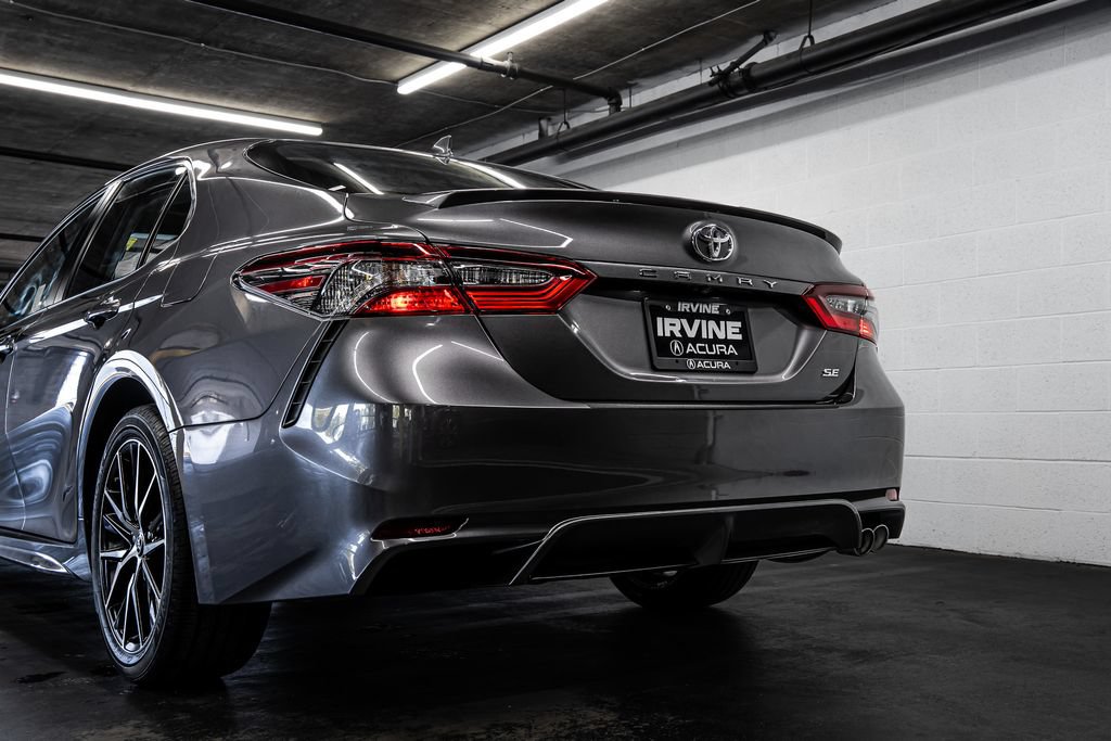 Used 2022 Toyota Camry SE w/ Convenience Package FWD image 16