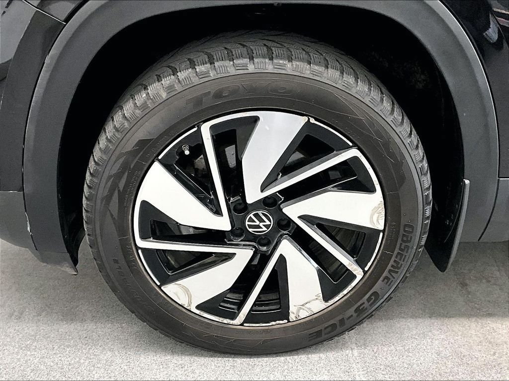 Used 2024 Volkswagen Atlas SEL AWD/4WD image 7