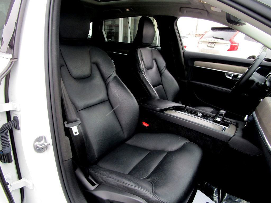 Used 2023 Volvo S90 B6 Plus w/ Protection Package Premier image 16