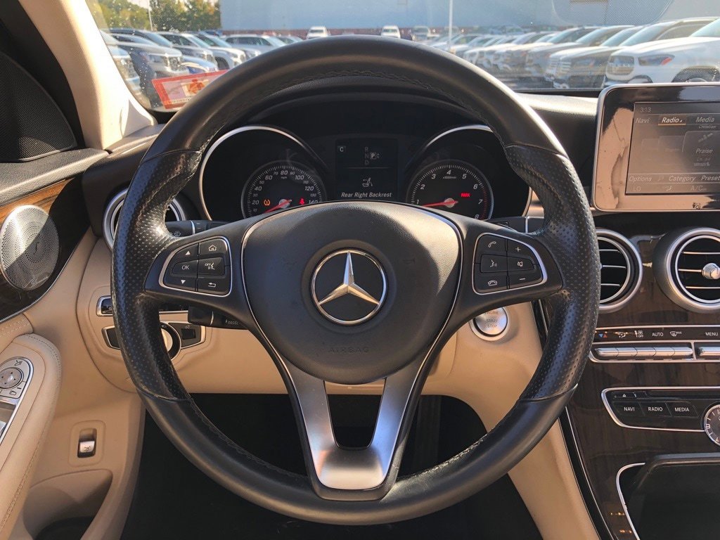 Used 2015 Mercedes-Benz C 300 4MATIC Sedan image 20