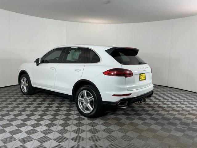 Used 2017 Porsche Cayenne AWD/4WD image 7