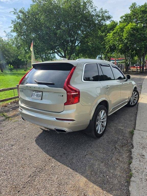 Used 2016 Volvo XC90 T6 Inscription w/ Vision Package AWD/4WD image 9