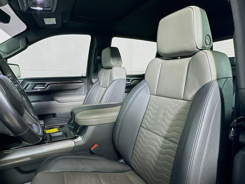 Used 2023 Chevrolet Silverado 1500 ZR2 w/ Technology Package AWD/4WD image 11